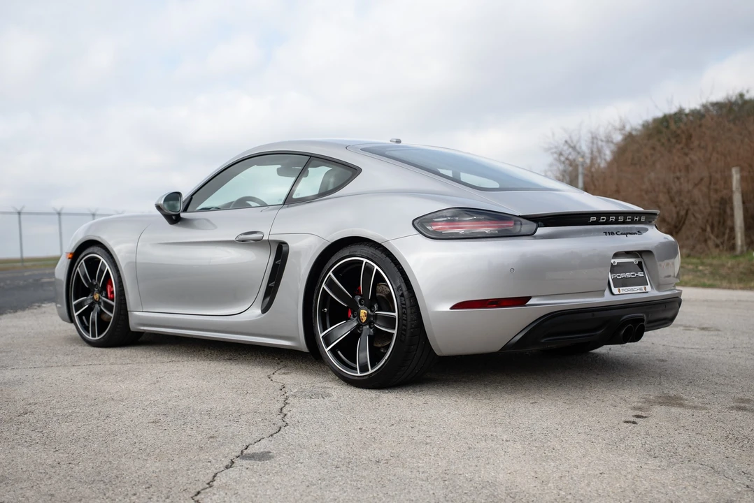 2019 Porsche 718 Cayman S - Image 10 of 31