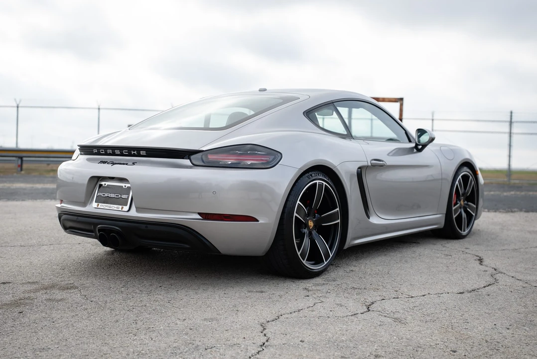 2019 Porsche 718 Cayman S - Image 14 of 31