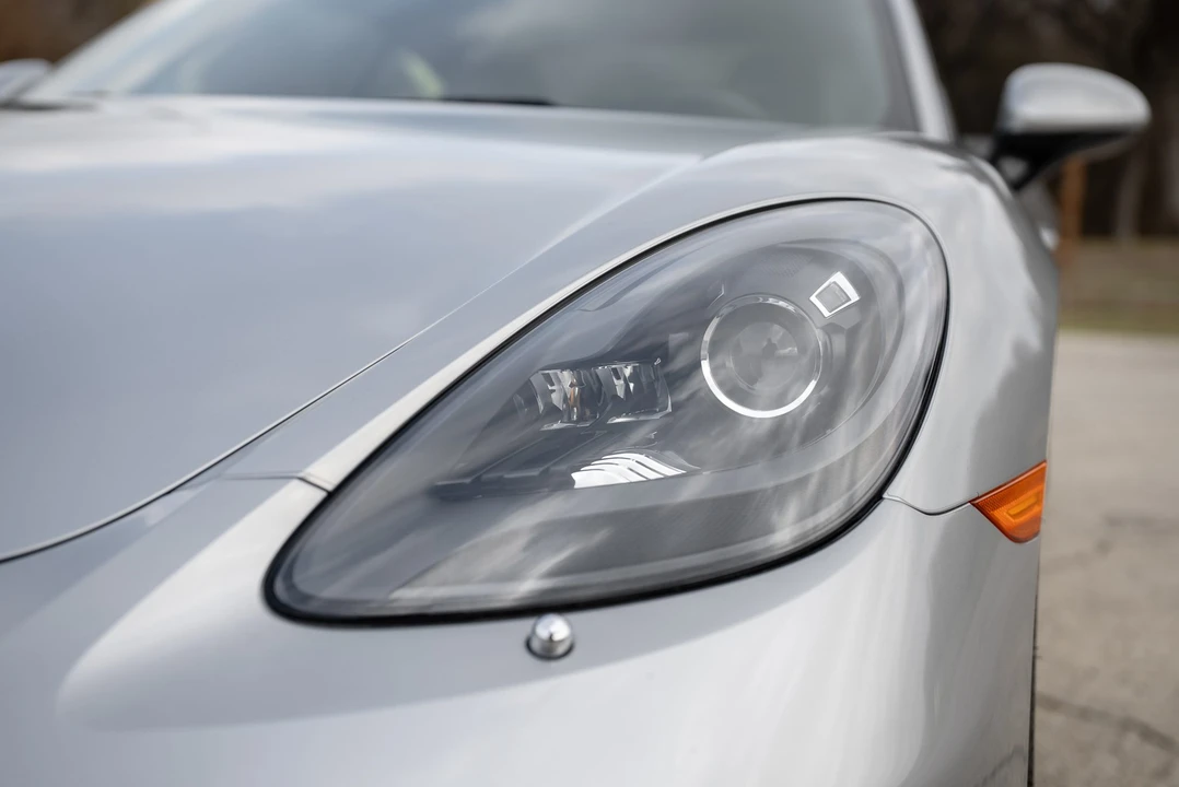 2019 Porsche 718 Cayman S - Image 19 of 31