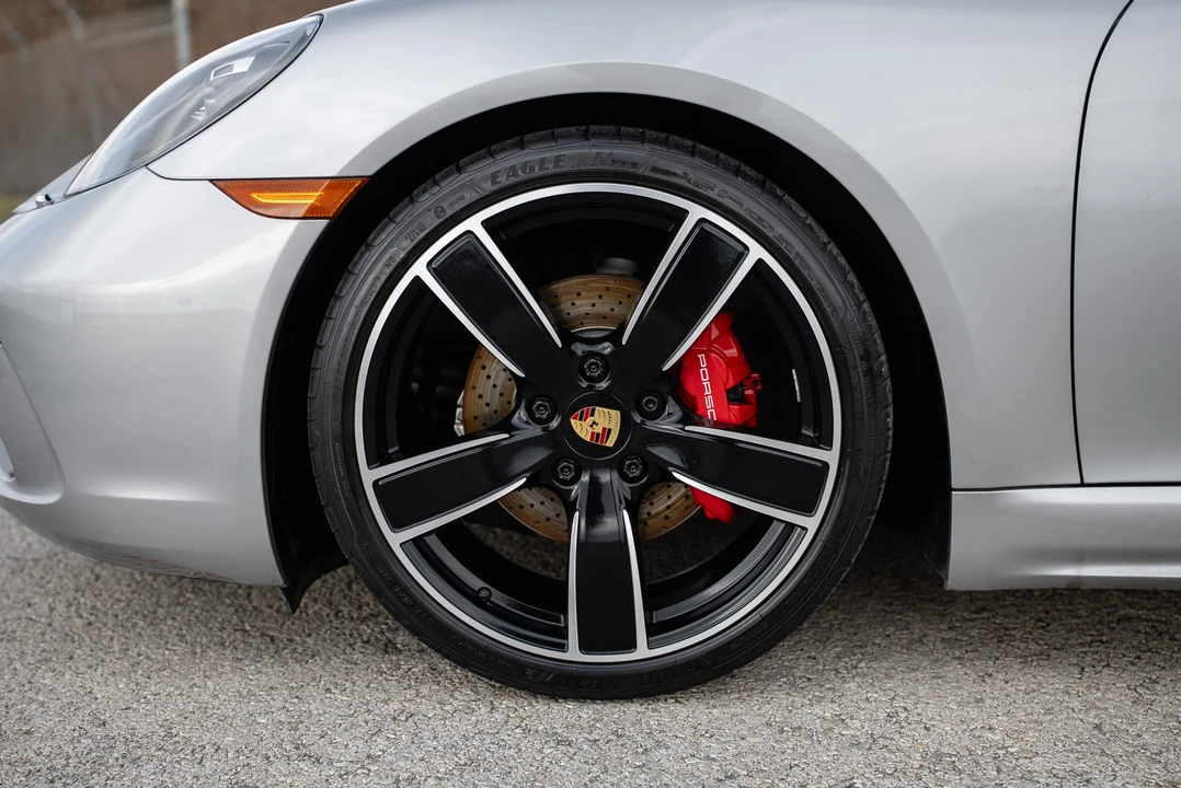 2019 Porsche 718 Cayman S - Image 30 of 31