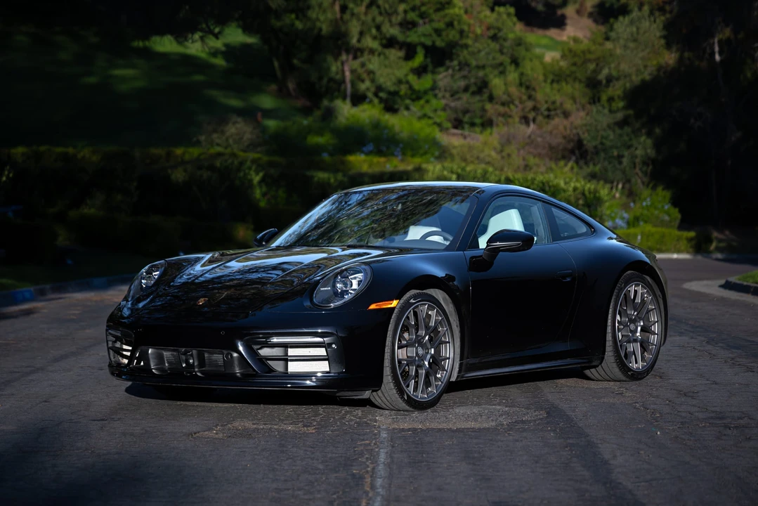 2020 Porsche 992 Carrera 4S - Image 3 of 31