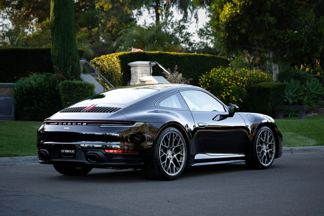 2020 Porsche 992 Carrera 4S - Image 29 of 31