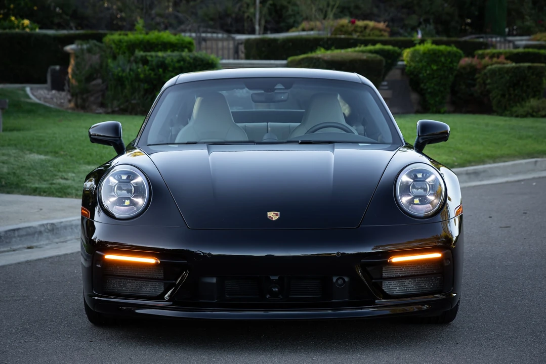 2020 Porsche 992 Carrera 4S - Image 19 of 31