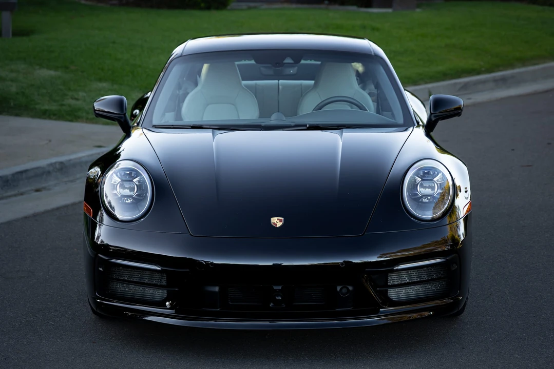 2020 Porsche 992 Carrera 4S - Image 20 of 31