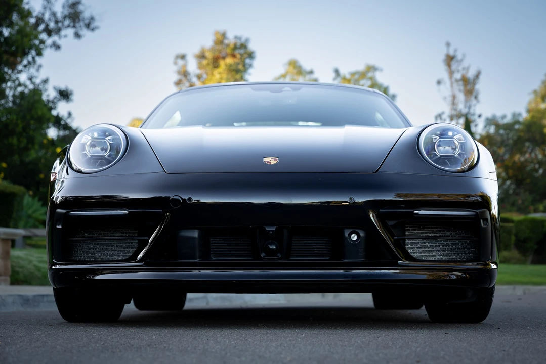 2020 Porsche 992 Carrera 4S - Image 22 of 31