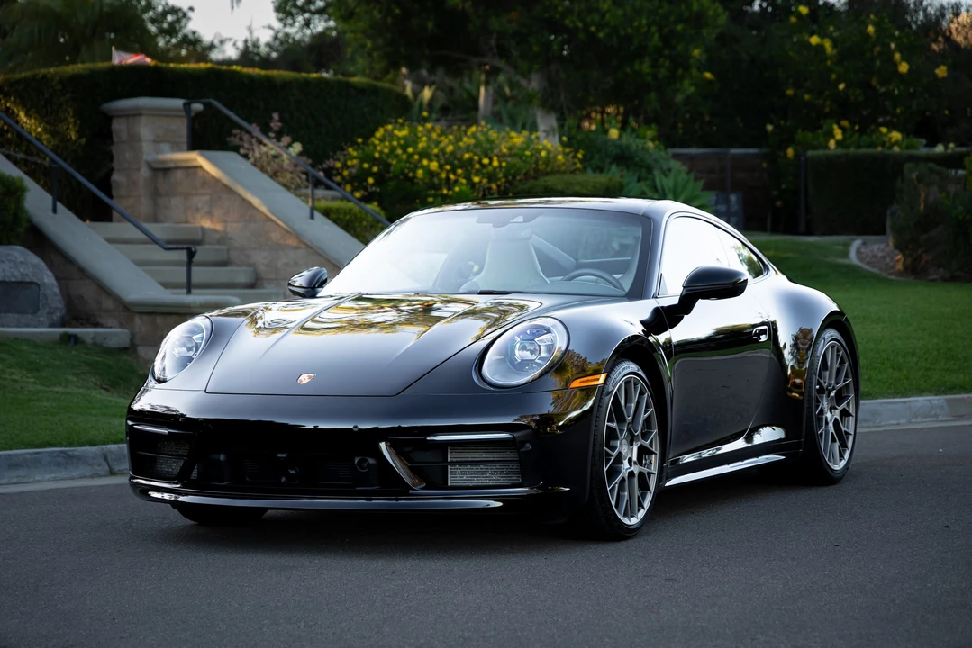 2020 Porsche 992 Carrera 4S - Image 14 of 31