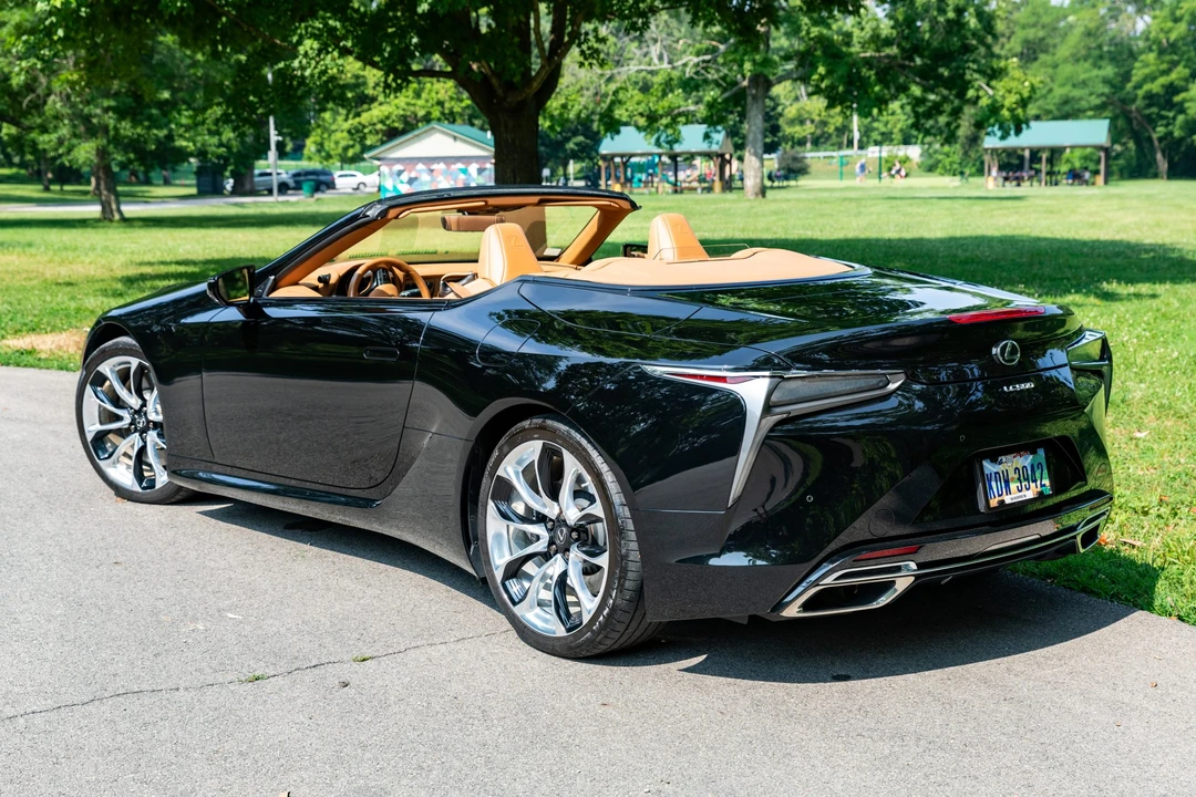 2021 Lexus LC - Image 5 of 31
