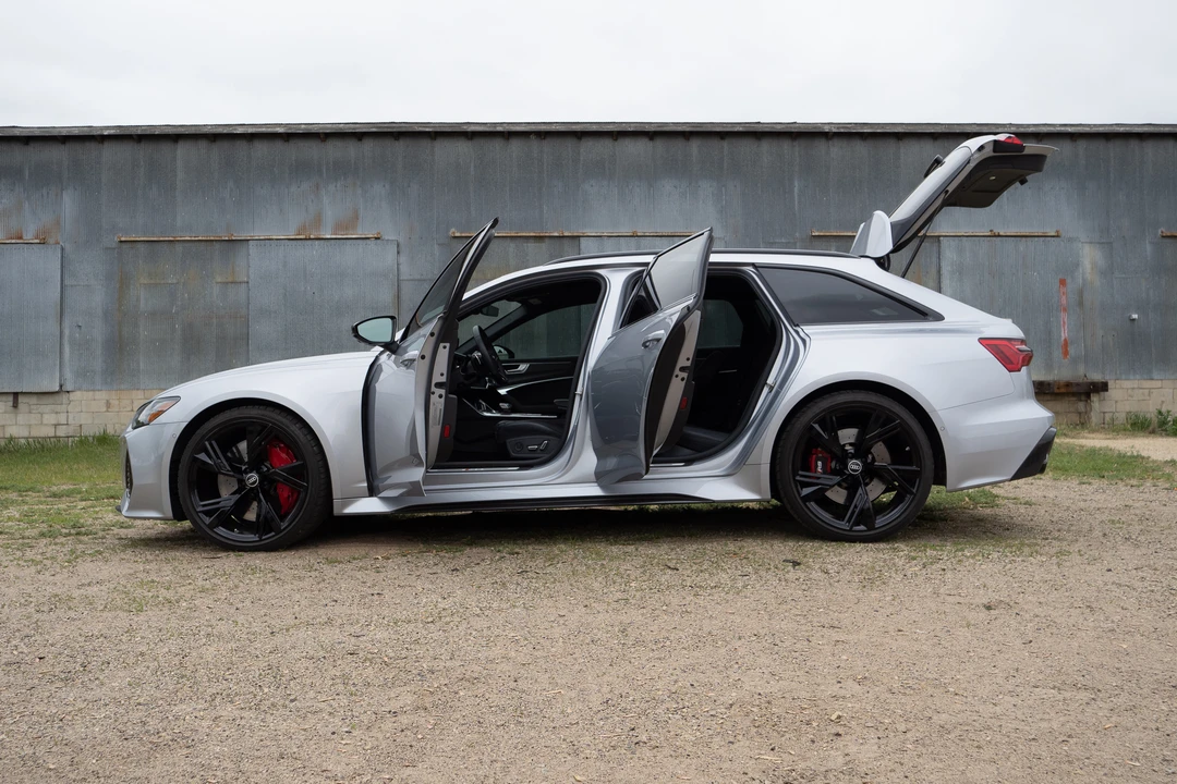 2022 Audi C8 RS6 - Image 11 of 31