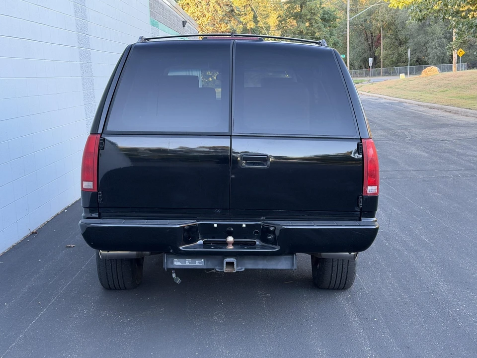 1999 GMC Suburban 8th Gen - Image 13 of 31