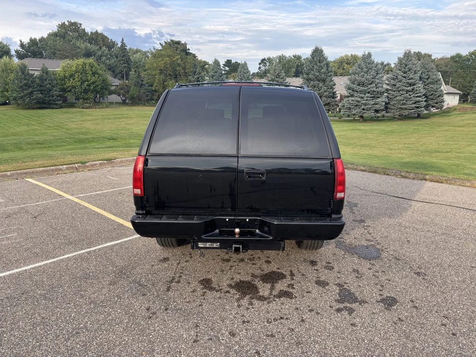 1999 GMC Suburban 8th Gen - Image 12 of 31