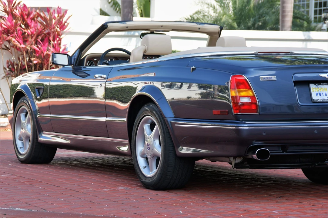2002 Bentley Azure 1st Gen - Image 8 of 31