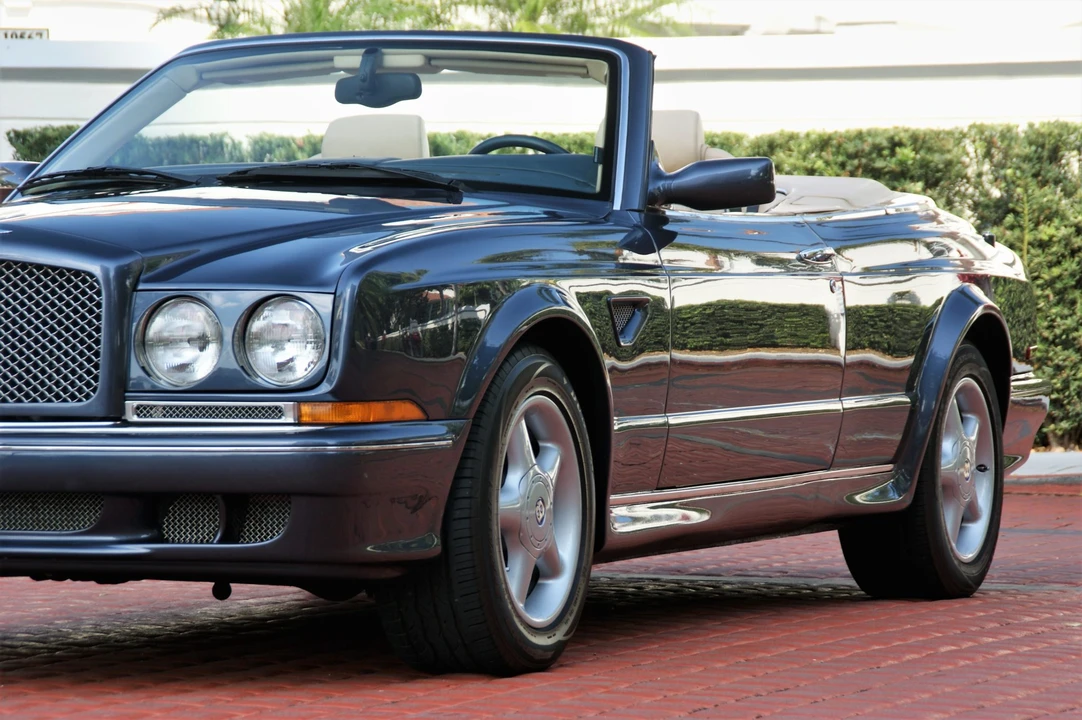 2002 Bentley Azure 1st Gen - Image 11 of 31