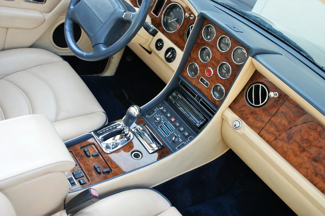 2002 Bentley Azure 1st Gen - Image 31 of 31