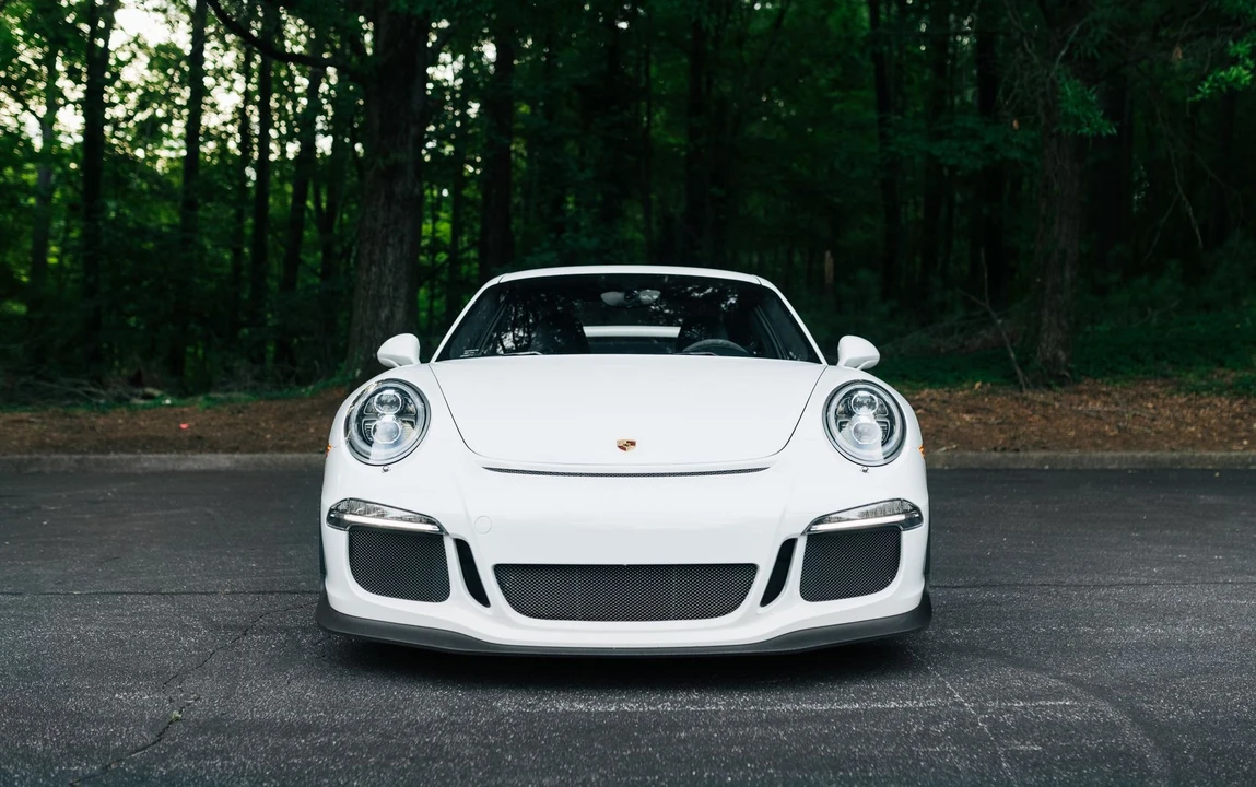 2014 Porsche 991 GT3 - Image 2 of 31
