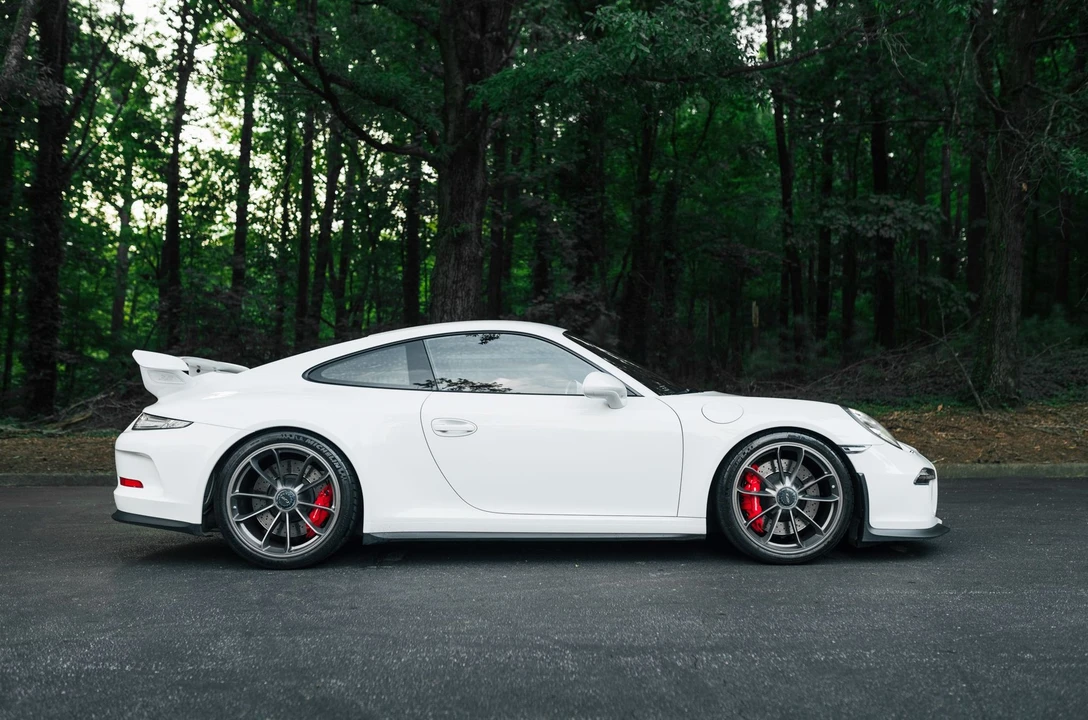 2014 Porsche 991 GT3 - Image 7 of 31