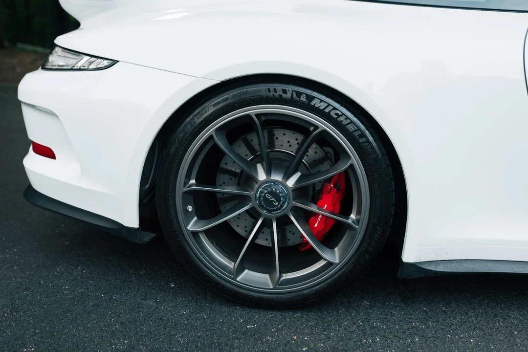 2014 Porsche 991 GT3 - Image 9 of 31