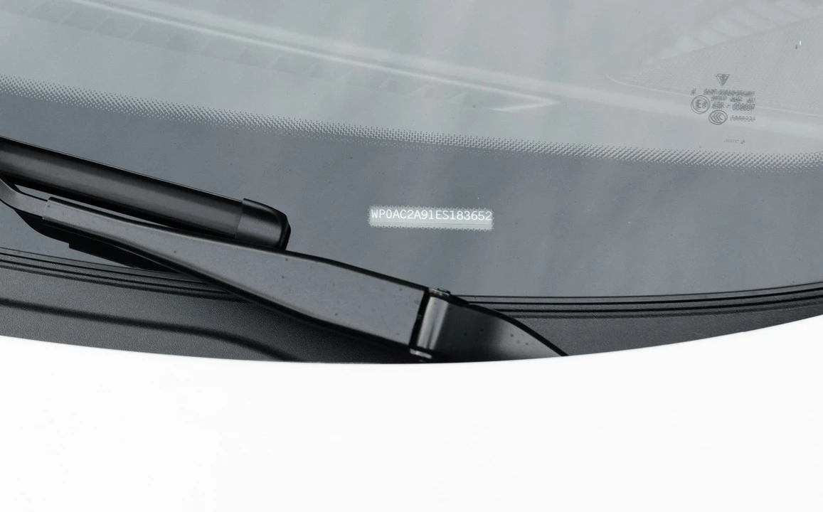 2014 Porsche 991 GT3 - Image 16 of 31