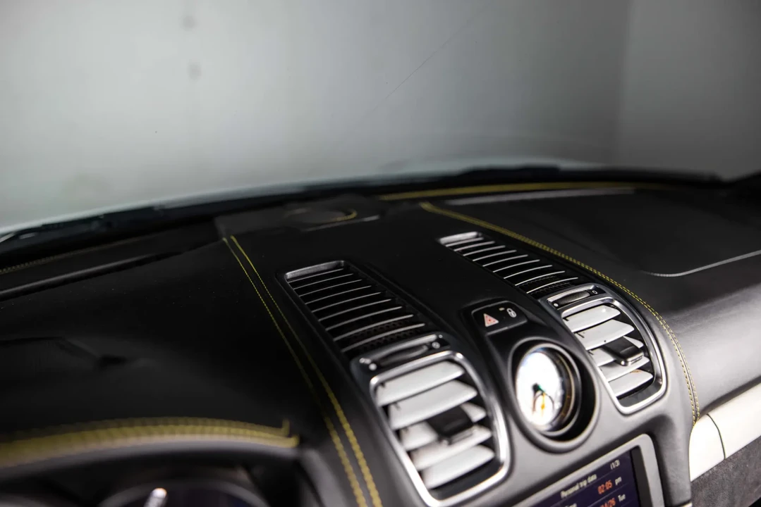 2016 Porsche 981 Cayman GT4 - Image 15 of 19