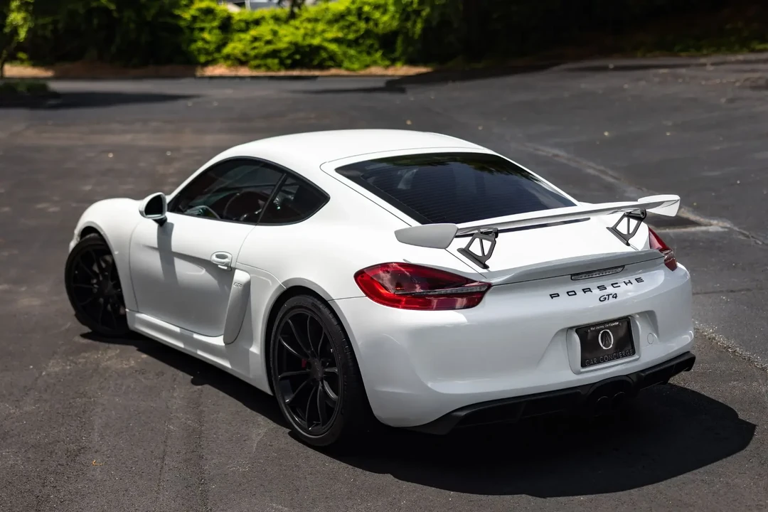 2016 Porsche 981 Cayman GT4 - Image 2 of 19