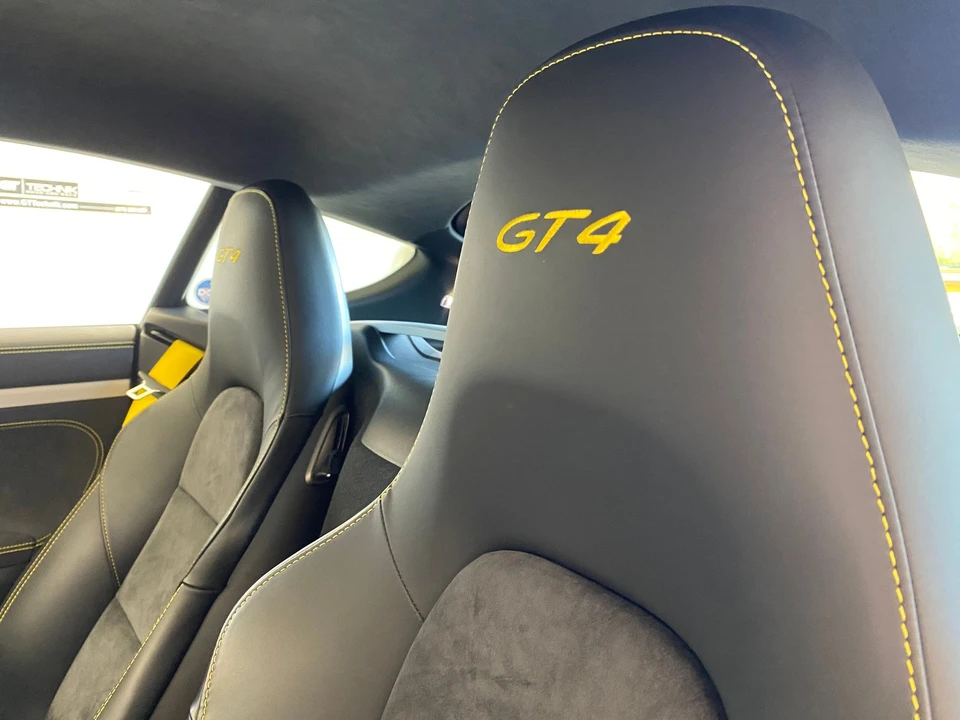 2016 Porsche 981 Cayman GT4 - Image 7 of 9