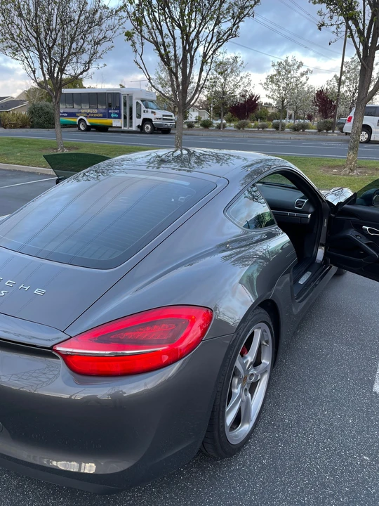 2016 Porsche 981 Cayman S - Image 24 of 28