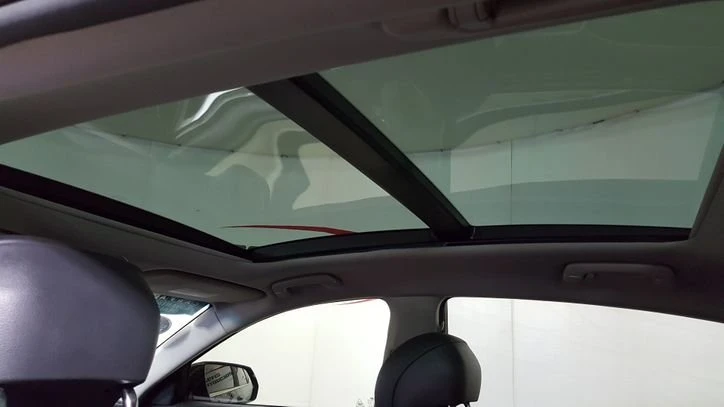 2016 Hyundai Genesis - Image 2 of 7
