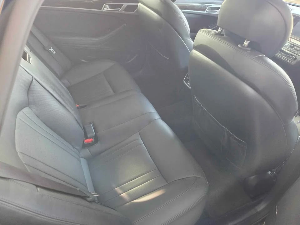 2016 Hyundai Genesis - Image 4 of 6