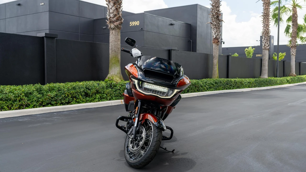 2023 Harley-Davidson CVO - Image 3 of 31