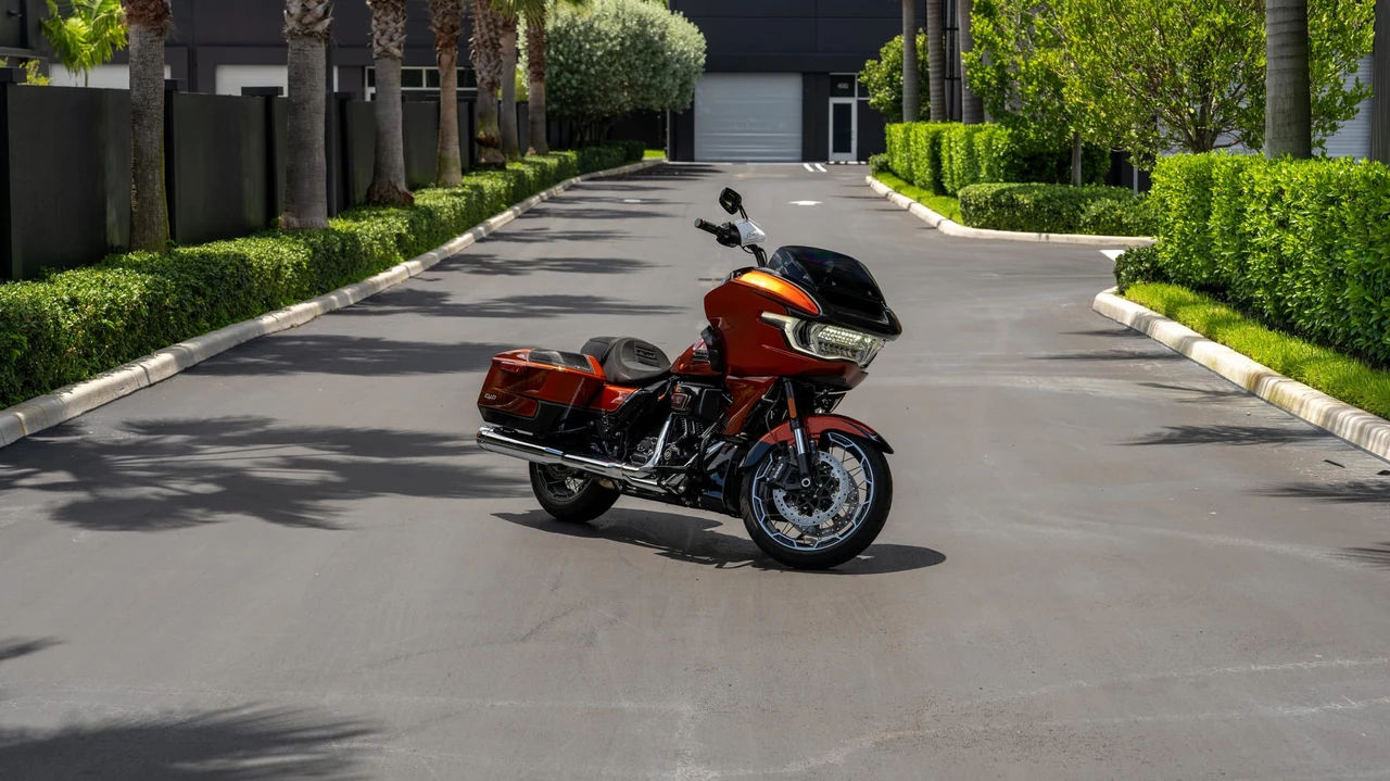 2023 Harley-Davidson CVO - Image 10 of 31