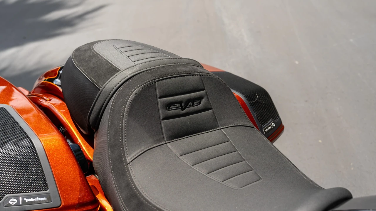 2023 Harley-Davidson CVO - Image 30 of 31