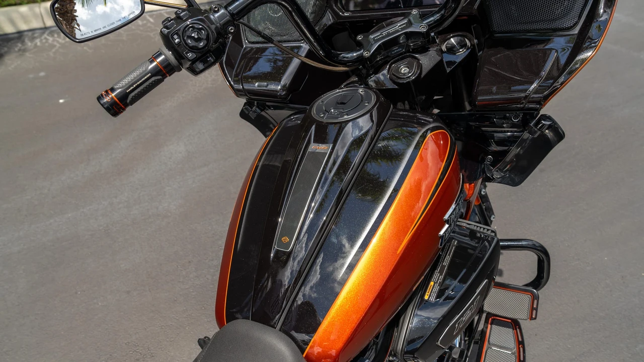 2023 Harley-Davidson CVO - Image 25 of 31