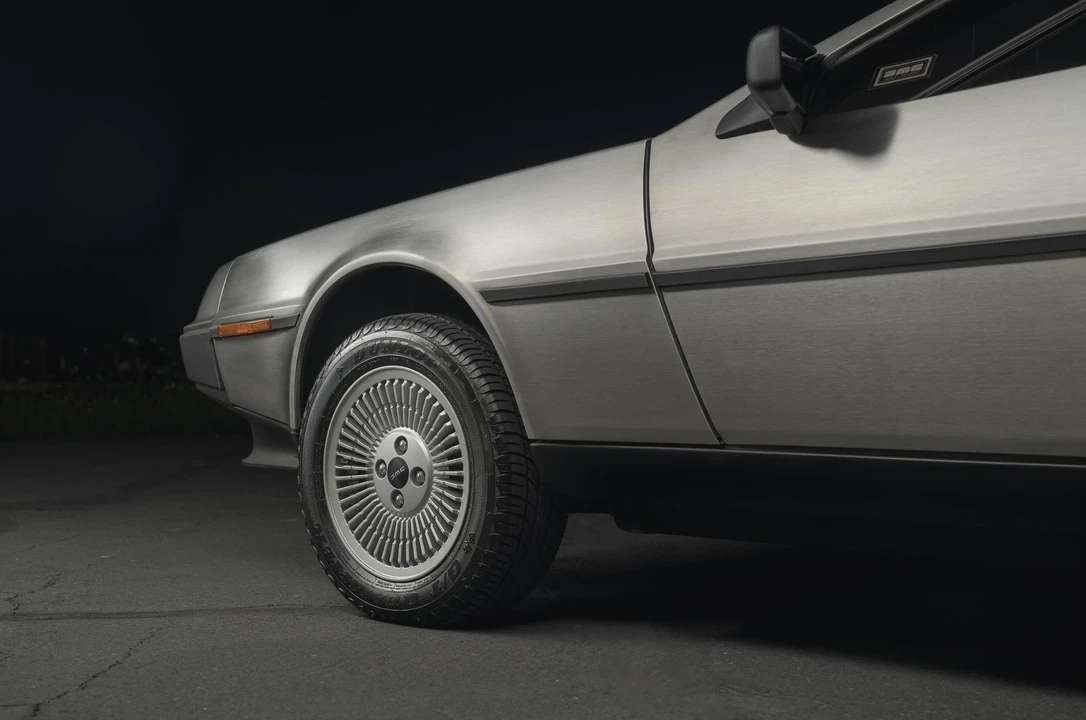 1983 DeLorean DMC-12 - Image 8 of 31