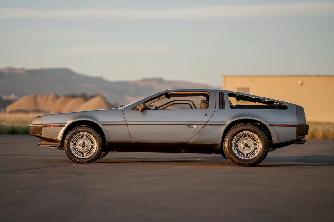 1983 DeLorean DMC-12 - Image 26 of 31