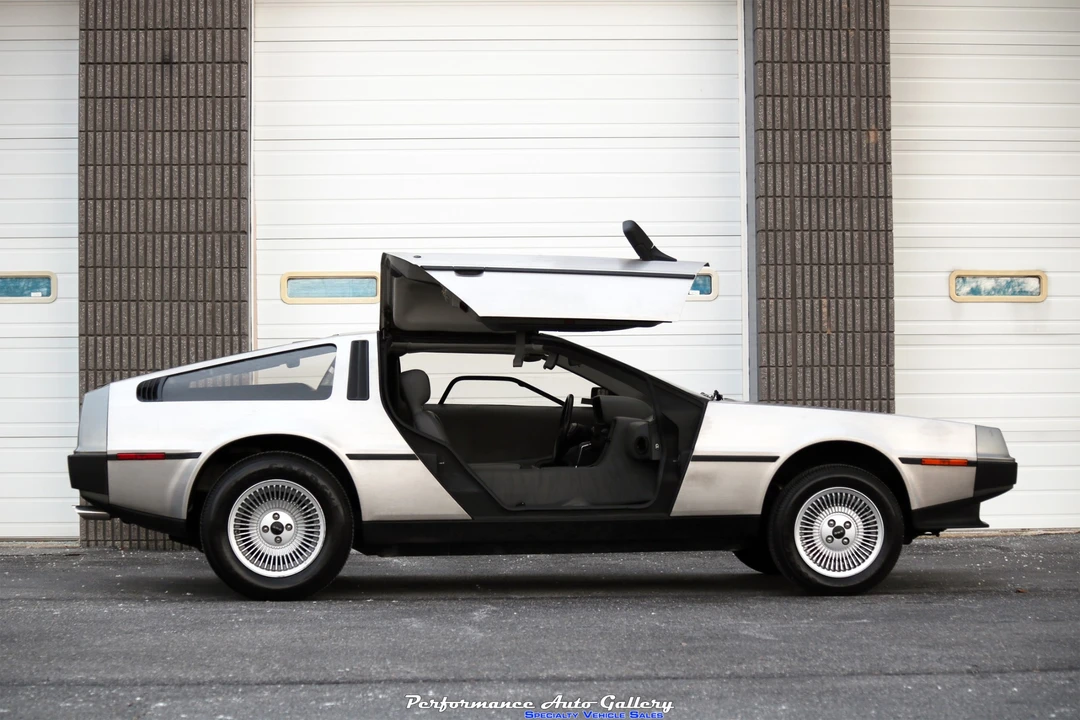 1983 DeLorean DMC-12 - Image 15 of 31