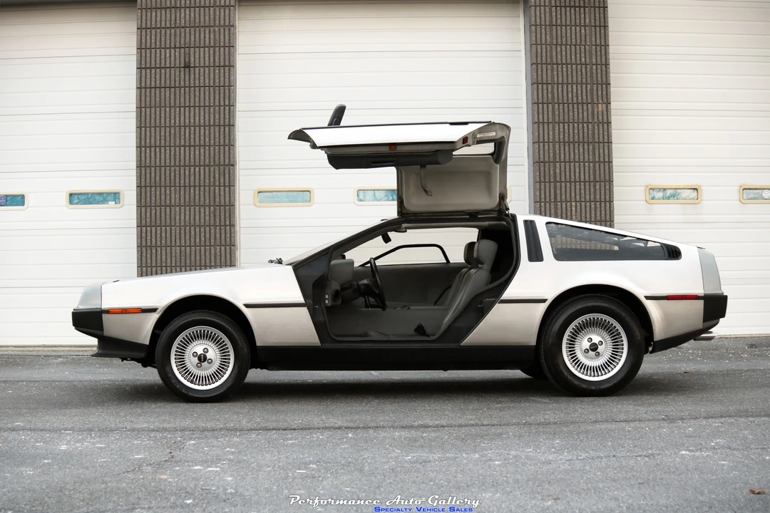 1983 DeLorean DMC-12 - Image 16 of 31