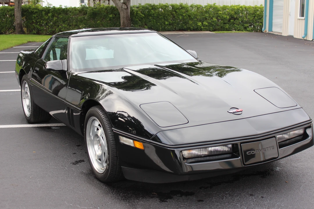1990 Chevrolet Corvette C4 - Image 7 of 31