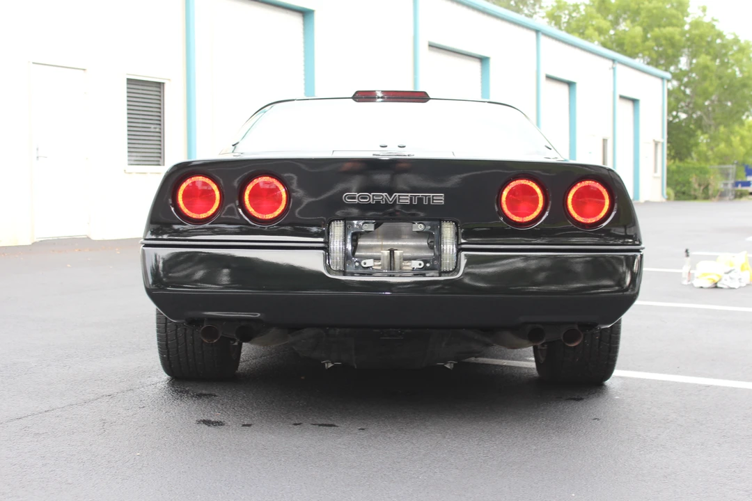 1990 Chevrolet Corvette C4 - Image 14 of 31