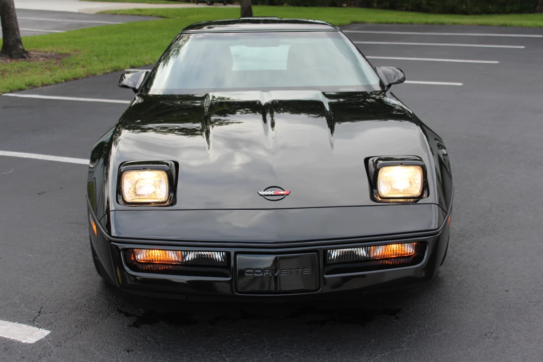1990 Chevrolet Corvette C4 - Image 6 of 31