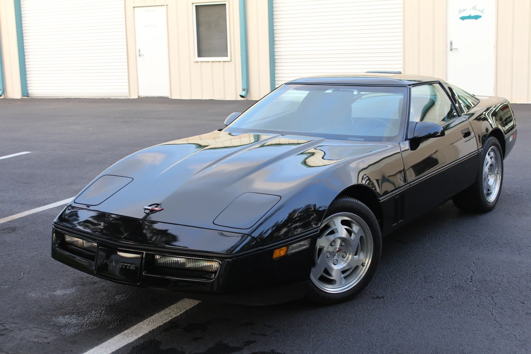 1990 Chevrolet Corvette C4 - Image 29 of 31