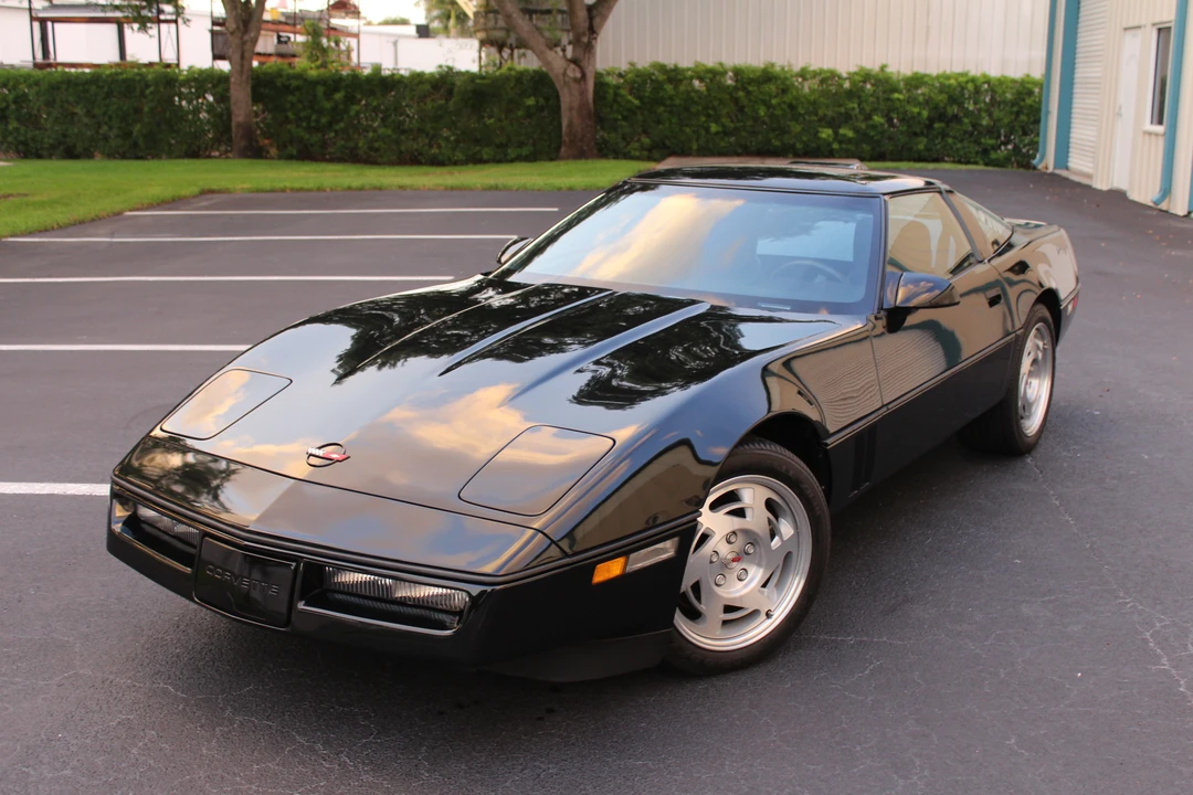 1990 Chevrolet Corvette C4 - Image 23 of 31