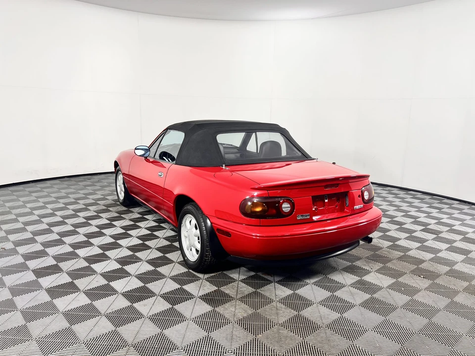 1990 Mazda NA MX-5 Miata - Image 9 of 31