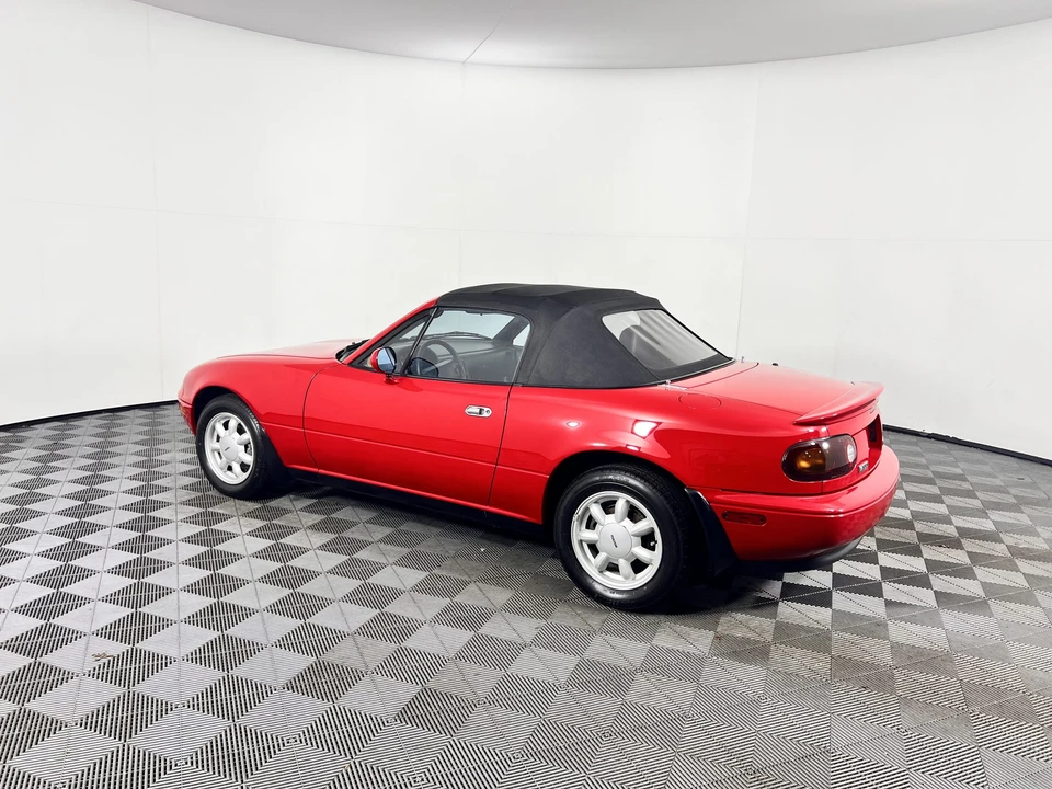 1990 Mazda NA MX-5 Miata - Image 7 of 31
