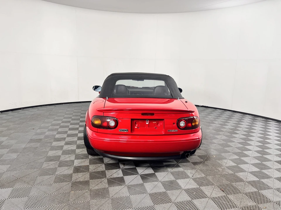 1990 Mazda NA MX-5 Miata - Image 11 of 31