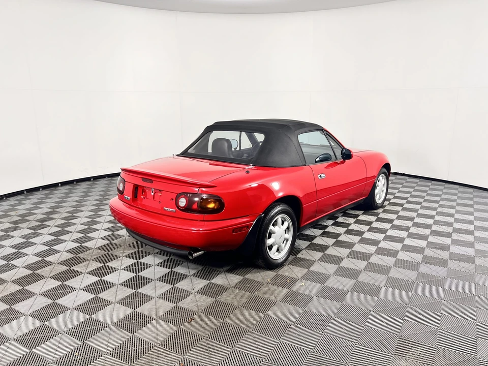 1990 Mazda NA MX-5 Miata - Image 14 of 31