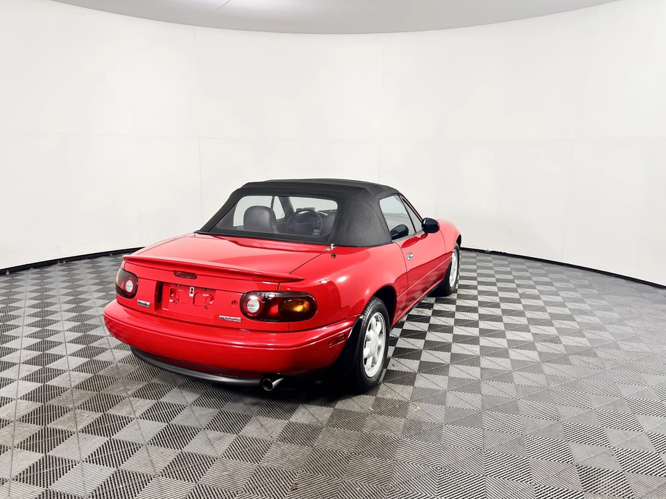 1990 Mazda NA MX-5 Miata - Image 13 of 31