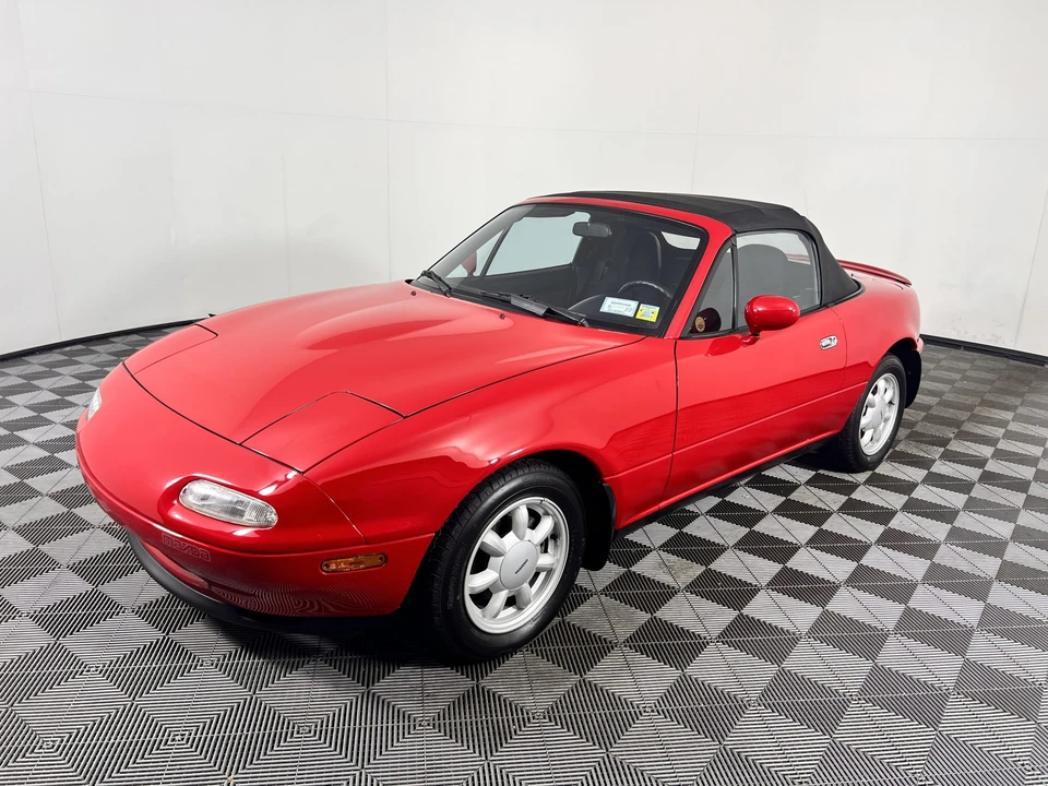 1990 Mazda NA MX-5 Miata - Image 28 of 31
