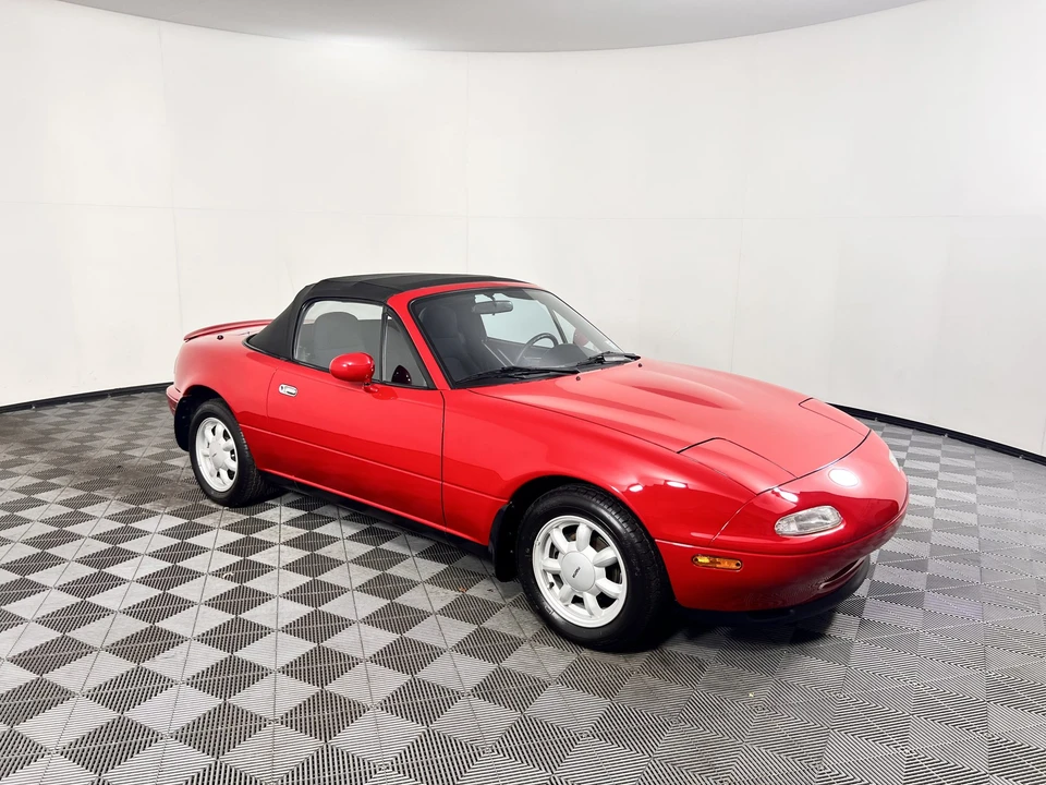 1990 Mazda NA MX-5 Miata - Image 19 of 31