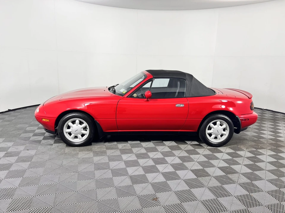 1990 Mazda NA MX-5 Miata - Image 4 of 31