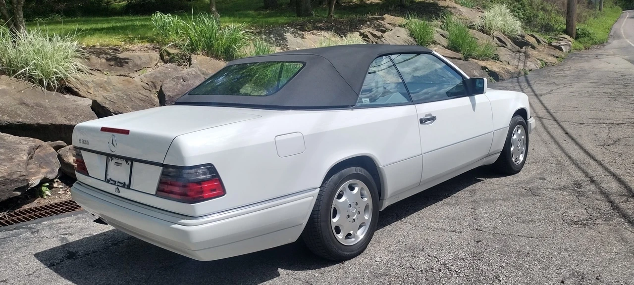 1995 Mercedes-Benz W124 E-Class - Image 20 of 31