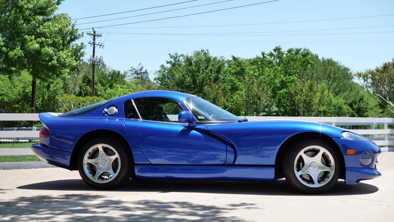 1996 Dodge Viper GTS 2nd Gen - Image 15 of 31